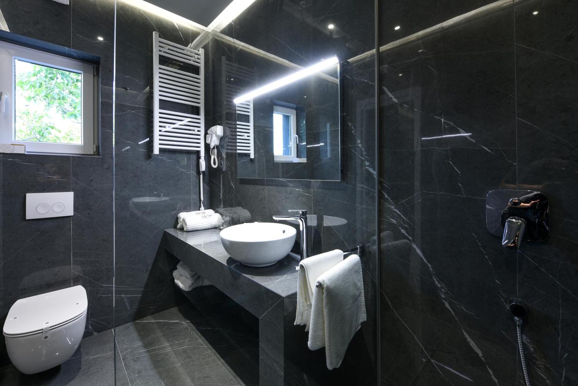 Luxury Lavie Gasthuis